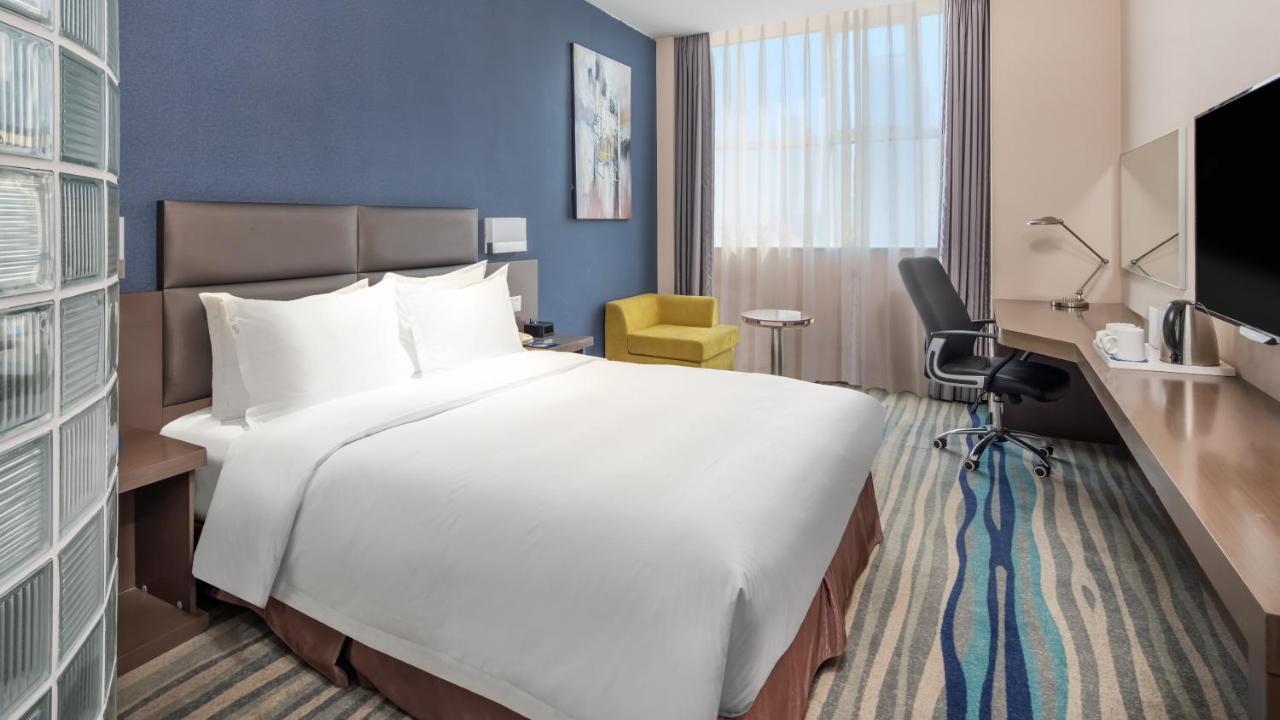 Holiday Inn Express Shenyang North Station By Ihg Esterno foto