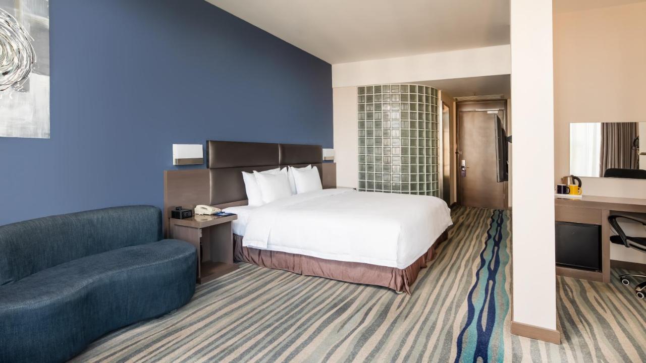 Holiday Inn Express Shenyang North Station By Ihg Esterno foto