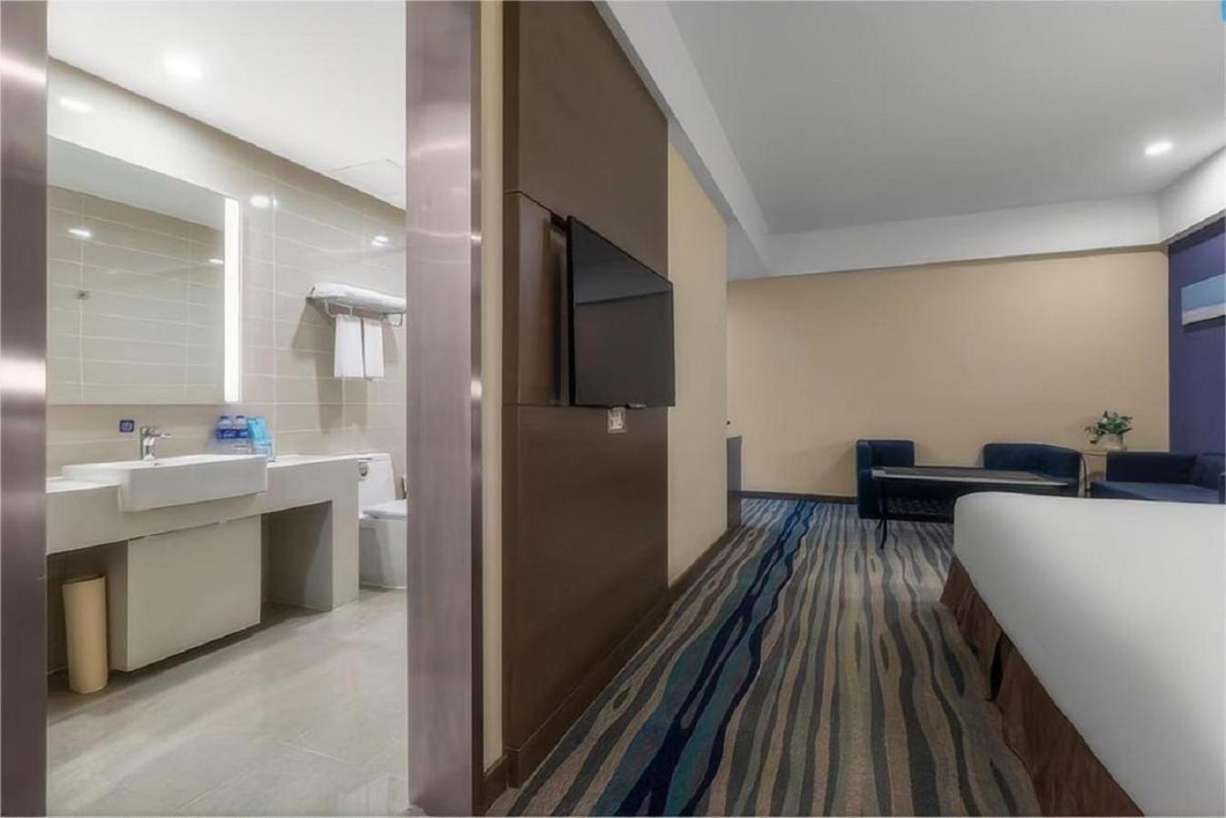 Holiday Inn Express Shenyang North Station By Ihg Esterno foto