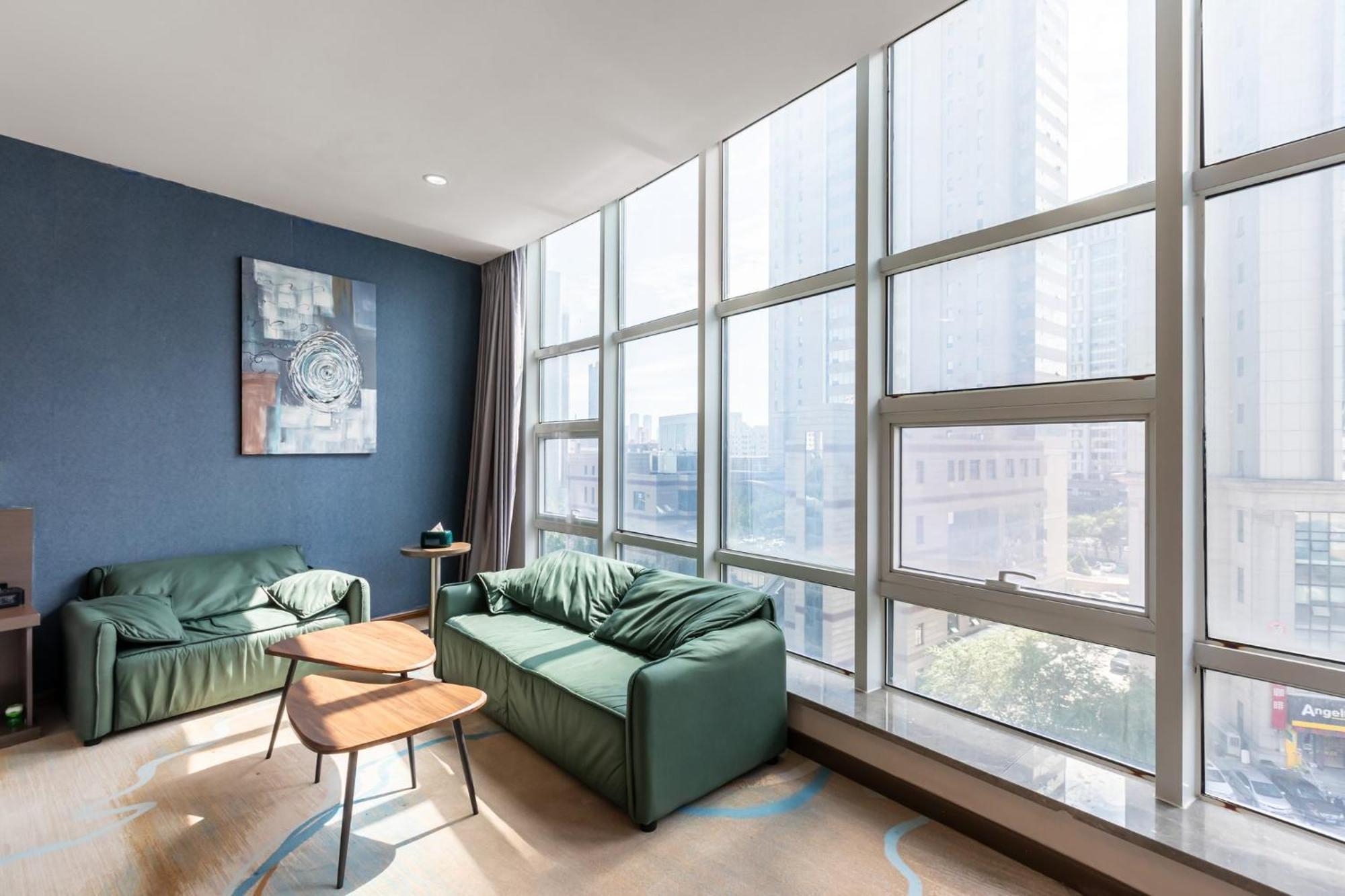 Holiday Inn Express Shenyang North Station By Ihg Esterno foto