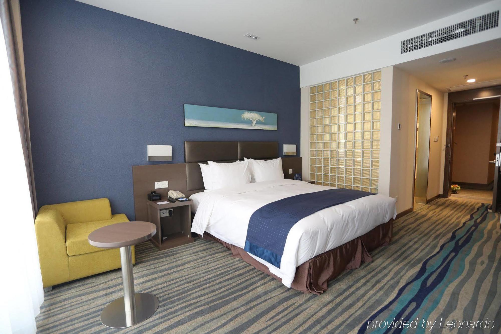 Holiday Inn Express Shenyang North Station By Ihg Esterno foto